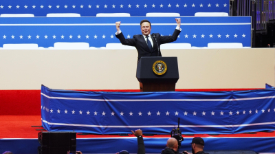 Илон Маск может стать первым триллионером в истории