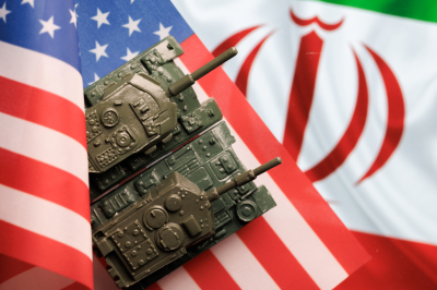 Иран пригрозил всем портам в&nbsp;регионе в&nbsp;случае блокады Ормузского пролива