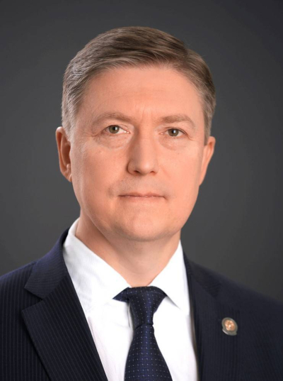 Вице-премьер РТ: &laquo;Мы разделяем боль утраты с теми, кто потерял в вооруженных противостояниях родных и близких&raquo;