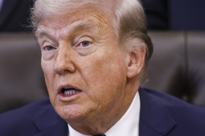 Стрельба на встрече Трампа: последние новости, раненые, реакция президента