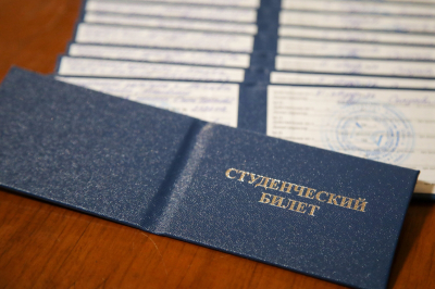 Вдовы бойцов СВО получили право на бесплатное поступление в вузы без экзаменов