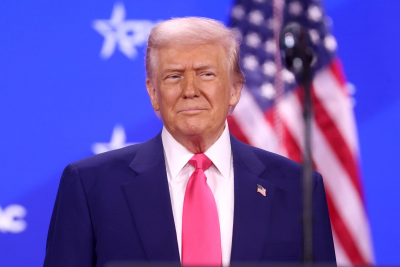 Такаити не смеялась: Трамп на вопрос о начале войны с Ираном ответил шуткой о Перл-Харборе